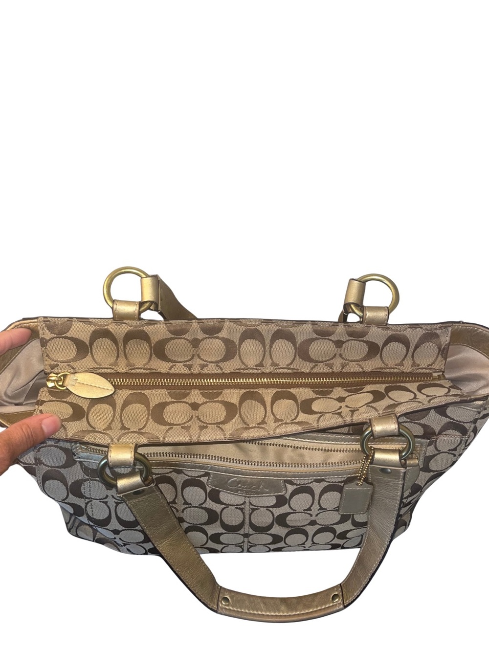 Coach 1941 Penelope Signature Jacquard
Shoulder Tote Bag - Picture 6 of 14